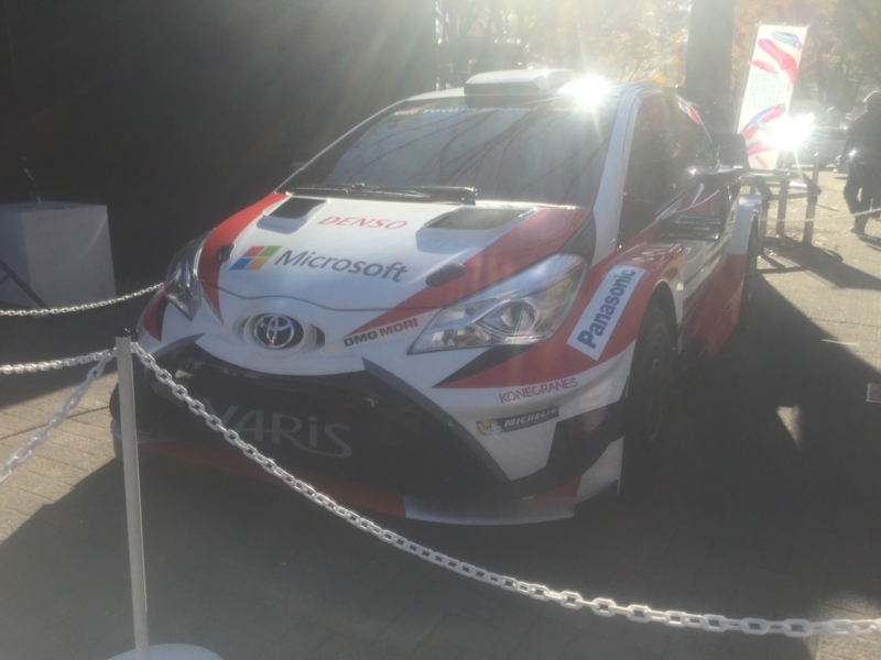 WRC参戦のヤリスWRCレプリカが展示 渋谷スポーツカーフェス2017