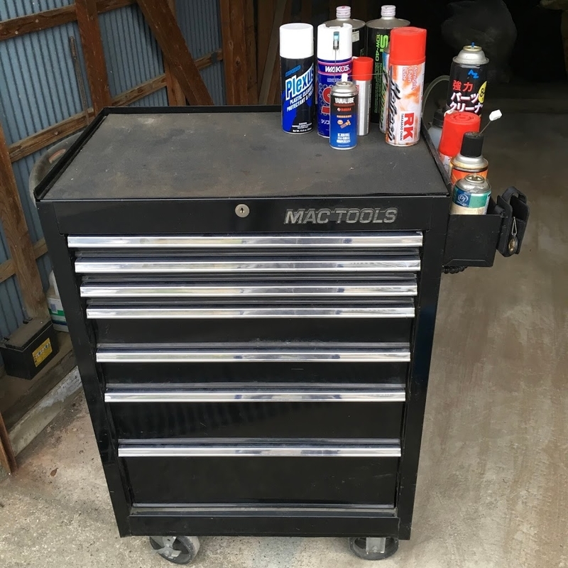 工具箱の整理整頓と断捨離 - タイヤ行動