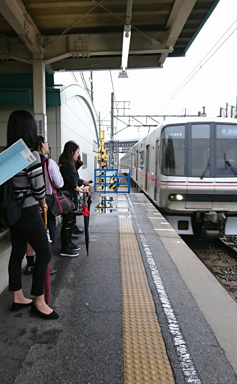 2017.10.3 豊田線 (1) 古井 - 岐阜いきふつう 950-1540