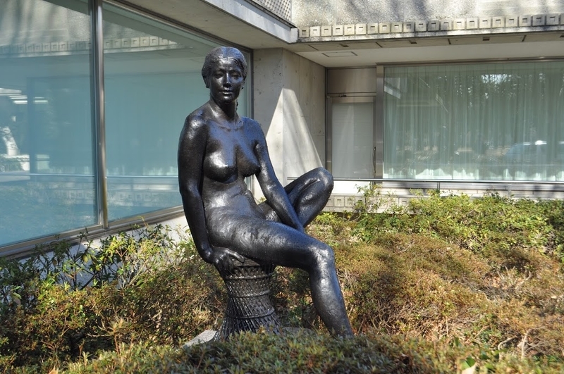 佐藤助雄《桃源》1983年,ブロンズ - モニュメント備忘録