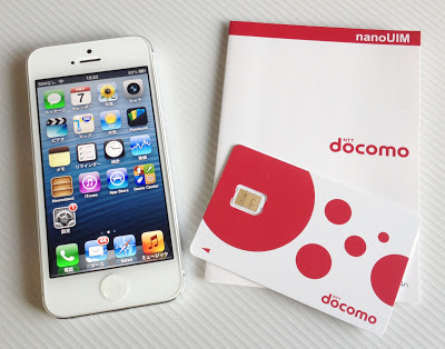 iPhone5とドコモ Xi nanoUIMカード（nanoSIMカード）
