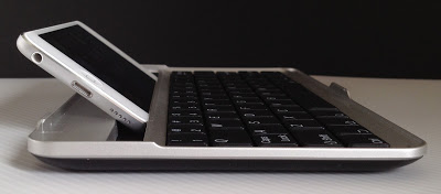 Bluetooth Keyboard for Google Nexus7をiPod touch第5世代で使う。側面から
