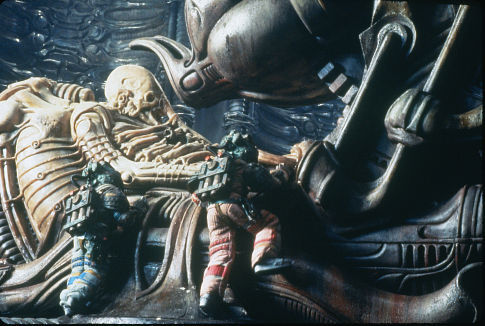 https://lh3.googleusercontent.com/-V9lKks81hD4/TYwnAxnHLAI/AAAAAAAACJg/75-Zkvpyda0/s1600/1979_alien_006.jpg
