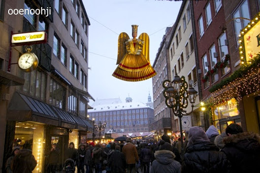 ドイツ・大きなオーナメント