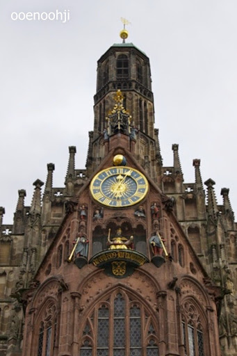 教会の仕掛け時計