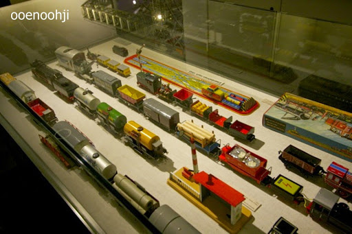 おもちゃ博物館の中