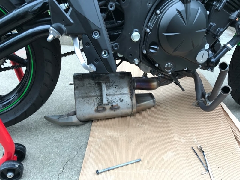 Ninja400マフラー交換&アンダーカウルラッピング - 午前二時のざれごと Ninja400マフラー交換&アンダーカウルラッピング - 午前二時のざれごと