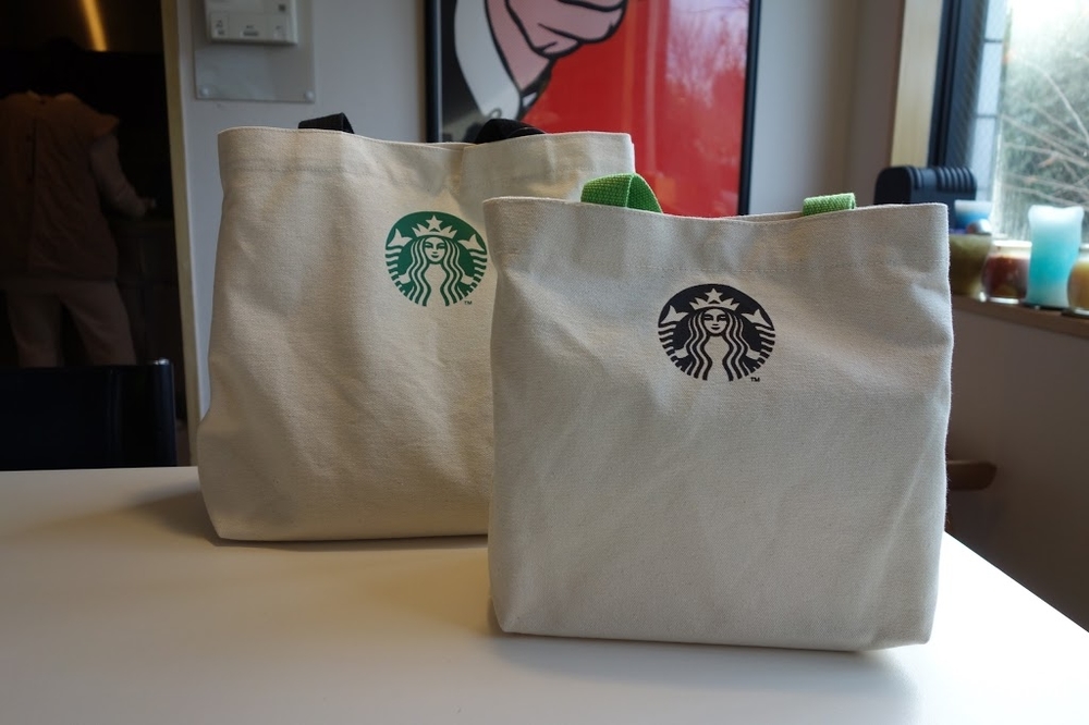 スタバ福袋16 全内容物紹介 今年はモレスキン風ノートが入ってる小福袋が当たり スーパーアートライフ