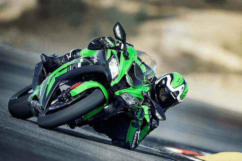 207馬力の2016年型 ZX-10R　写真ギャラリー