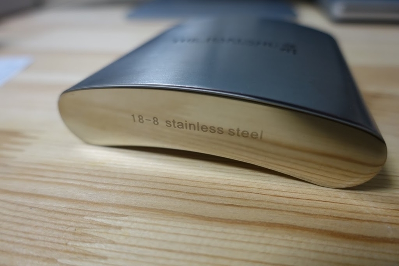 サントリー白州蒸留所でスキットルとカップを買ってきました